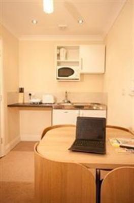 фото отеля Hillingdon Prince Hotel