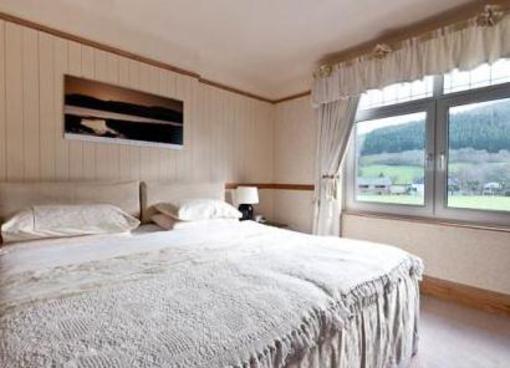 фото отеля Y Llwyn Guest House Corwen