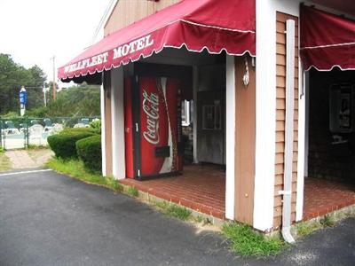 фото отеля Wellfleet Motel & Lodge South Wellfleet