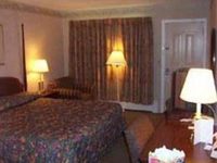 Knights Inn Lenox