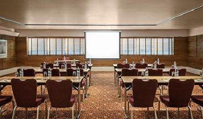 фото отеля Four Points by Sheraton Downtown Dubai