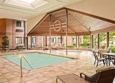 фото отеля Ann Arbor Regent Hotel & Suites