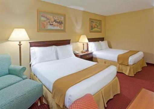 фото отеля Holiday Inn Express North Huntingdon