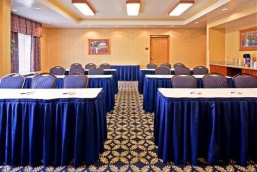 фото отеля Holiday Inn Express Hotel & Suites Vicksburg