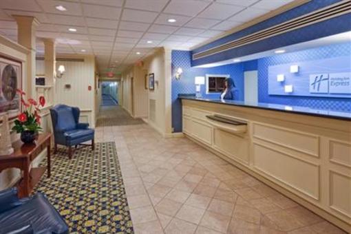 фото отеля Holiday Inn Express Poughkeepsie