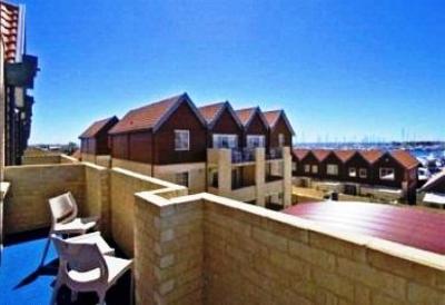 фото отеля Hillarys Harbour Resort Apartments Perth