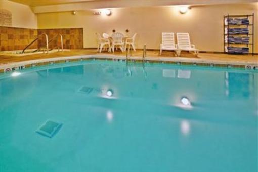 фото отеля Holiday Inn Express Hotel & Suites Altoona - Des Moines