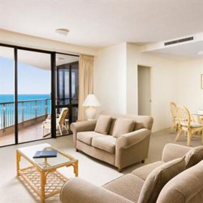 фото отеля Paradise Centre Apartments