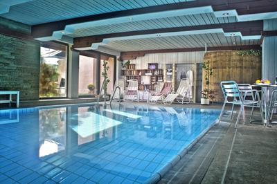 фото отеля Flair Hotel Weinstube Lochner