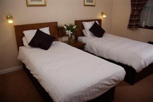 фото отеля Beaufort Park Hotel
