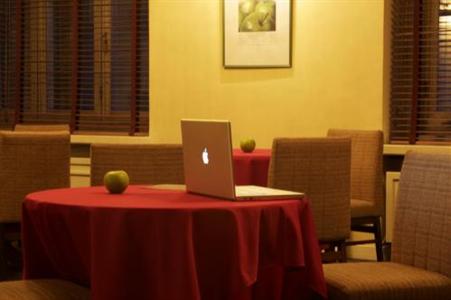 фото отеля Green Apple Hostel