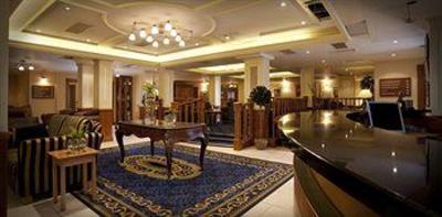 фото отеля Malone Lodge Hotel & Apartments