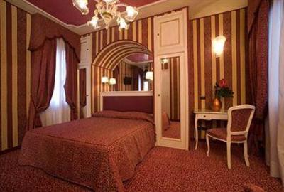 фото отеля Alcyone Hotel