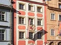 Red Lion Hotel (Dum U Cerveneho Lva)