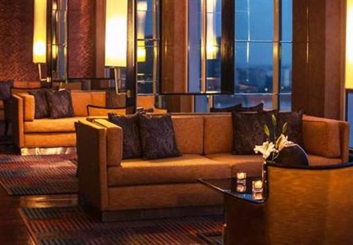 фото отеля Renaissance Mumbai Convention Centre Hotel