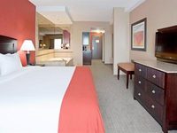 Holiday Inn Express Hotel & Suites Woodstock