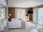 фото отеля Point Village Hotel