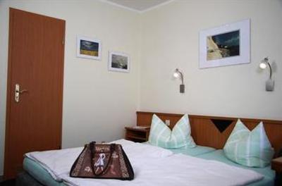 фото отеля Hotel zum Hafen