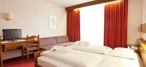 фото отеля Hotel Mirabell Campo Tures