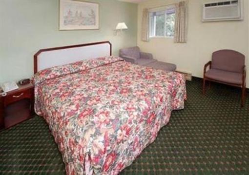 фото отеля Rodeway Inn Moultonborough