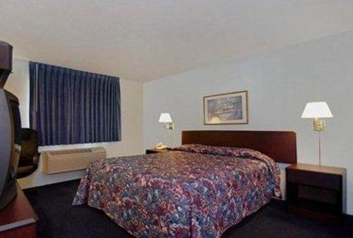 фото отеля Econo Lodge West Lafayette