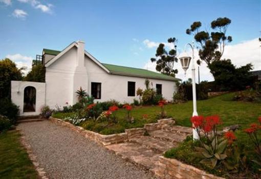 фото отеля Leeuwenbosch Country House and Shearers Lodge