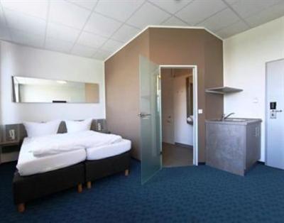фото отеля Road House Hotel