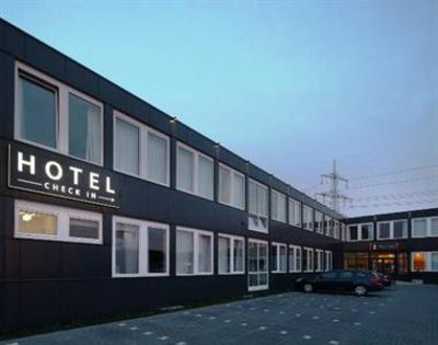 фото отеля Road House Hotel