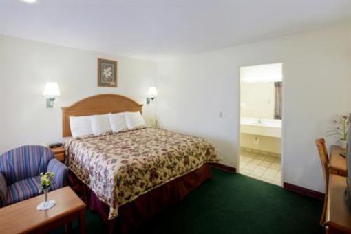 фото отеля Americas Best Value Inn Lubbock