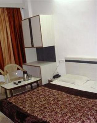 фото отеля Hotel Golden Deluxe Jaipur