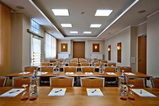 фото отеля Hotel Petul Ernestine Essen