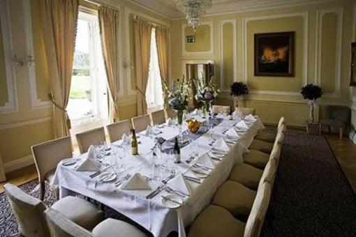 фото отеля Tracy Park Hotel & Country Club
