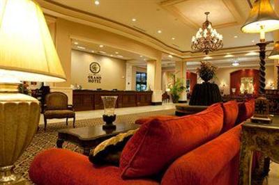 фото отеля The Grand Hotel in Salem