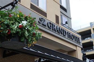 фото отеля The Grand Hotel in Salem
