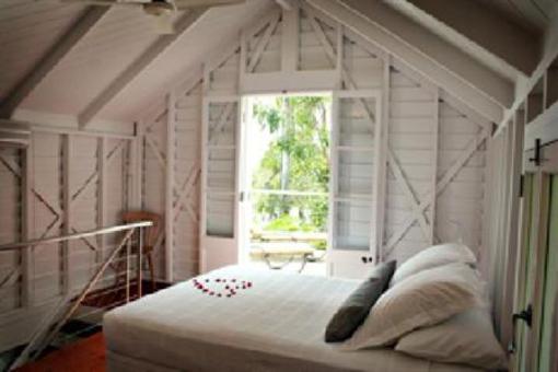 фото отеля Port Douglas Cottage & Lodge