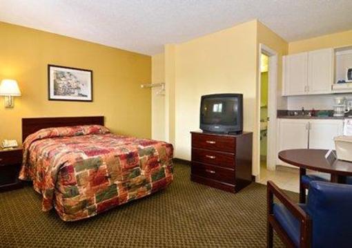 фото отеля Suburban Extended Stay Charlotte-Pineville
