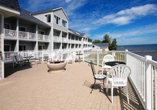фото отеля Comfort Suites Lakeside