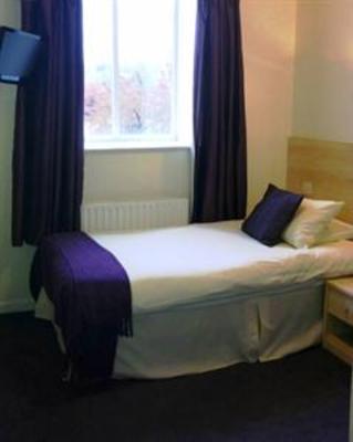 фото отеля The Waterfront Lodge Hotel Brighouse