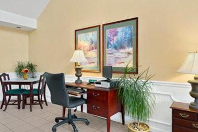 фото отеля Baymont Inn & Suites Brunswick