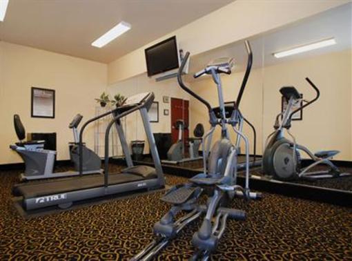фото отеля BEST WESTERN South Plains Inn & Suites