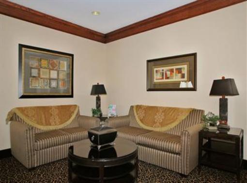 фото отеля BEST WESTERN South Plains Inn & Suites