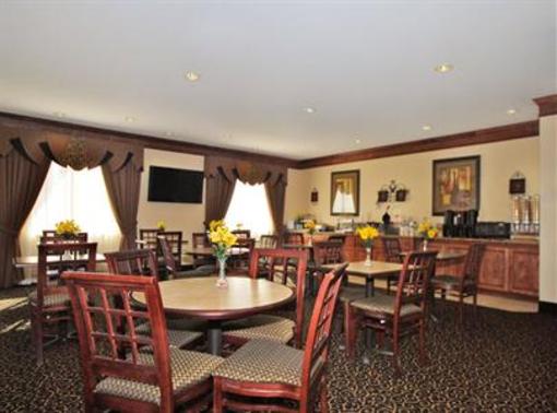 фото отеля BEST WESTERN South Plains Inn & Suites