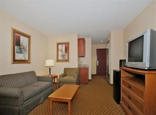 фото отеля BEST WESTERN South Plains Inn & Suites