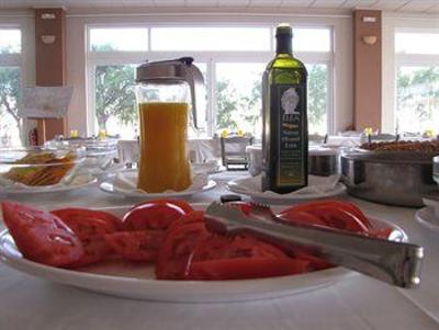 фото отеля Galini Beach Hotel