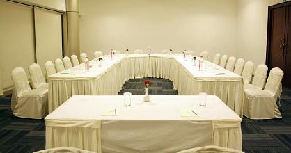 фото отеля Hotel Atithi Puducherry