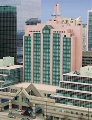 фото отеля Novotel Toronto North York