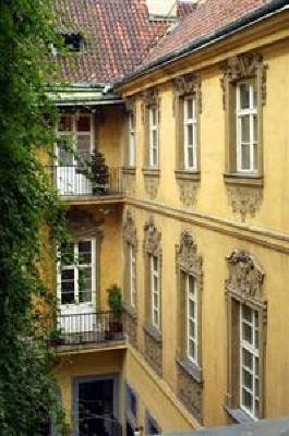 фото отеля Hotel U Zlateho Jelena (Golden Stag)