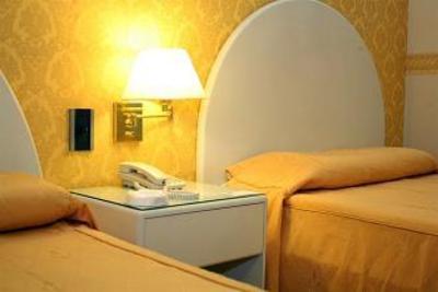 фото отеля Hotel Internacional Buenos Aires