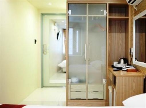 фото отеля Hotel Cozy Myeongdong