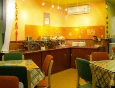 фото отеля Home Inn Tianjin Dagang Yingbin Street